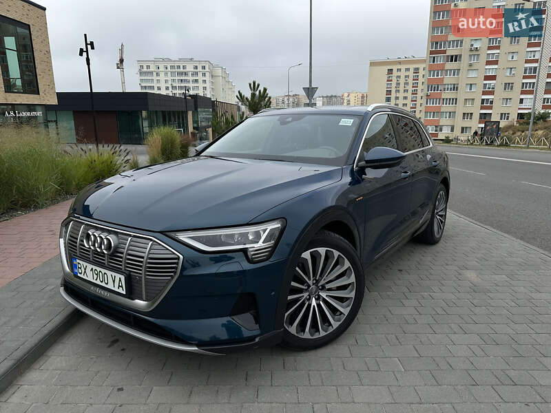 Позашляховик / Кросовер Audi e-tron 2020 в Рівному