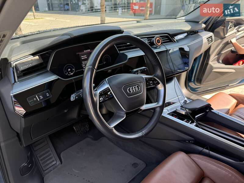 Внедорожник / Кроссовер Audi e-tron 2020 в Львове