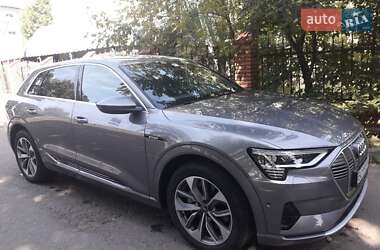 Audi e-tron 2019