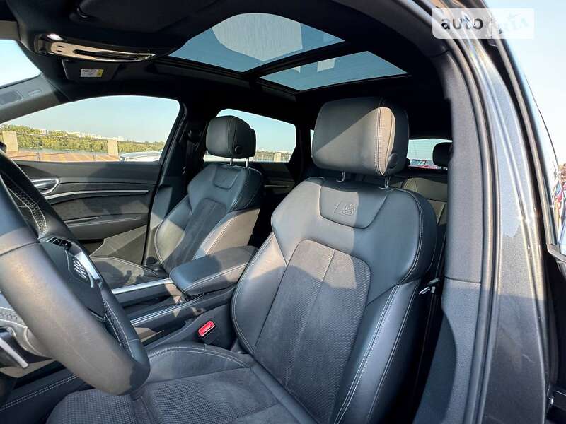 Внедорожник / Кроссовер Audi e-tron 2020 в Киеве