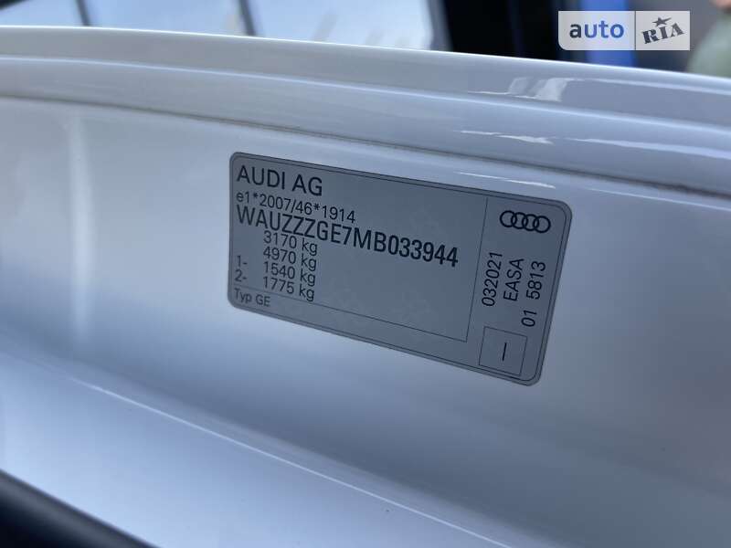 Внедорожник / Кроссовер Audi e-tron 2021 в Ровно