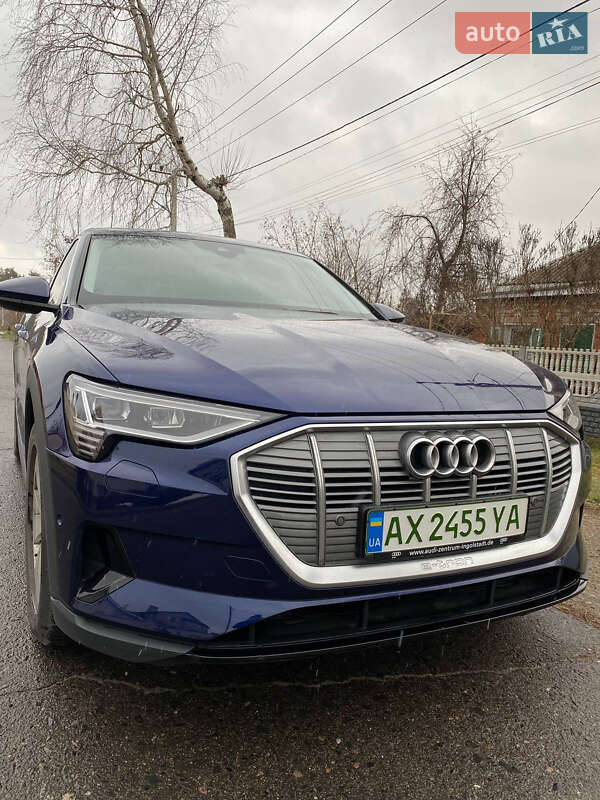 Внедорожник / Кроссовер Audi e-tron 2021 в Харькове