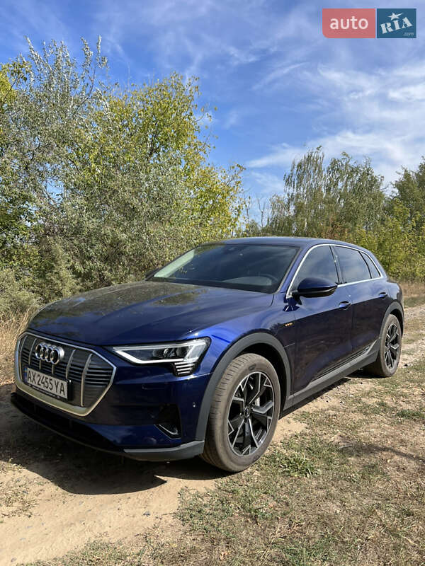Внедорожник / Кроссовер Audi e-tron 2021 в Харькове