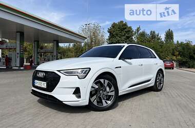 Внедорожник / Кроссовер Audi e-tron 2019 в Житомире