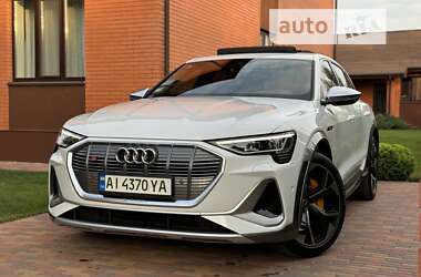 Audi e-tron 2021