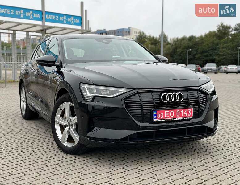 Audi e-tron 2019