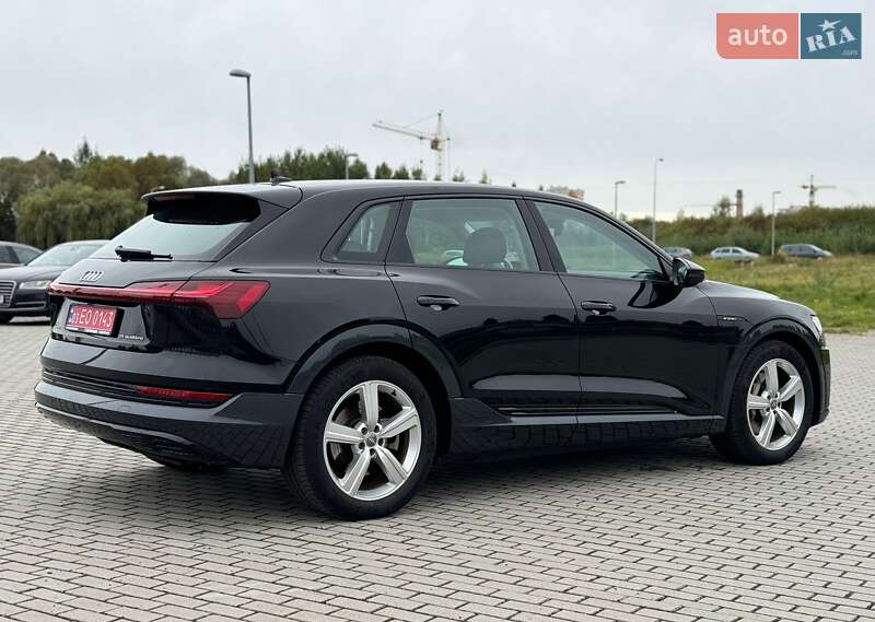 Внедорожник / Кроссовер Audi e-tron 2019 в Львове фото 13 Внедорожник / Кроссовер Audi e-tron 2019 в Львове