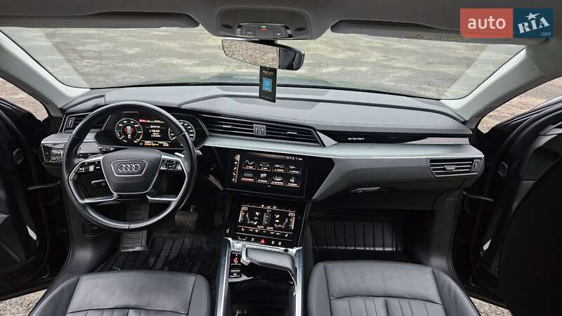 Позашляховик / Кросовер Audi e-tron 2020 в Миколаєві