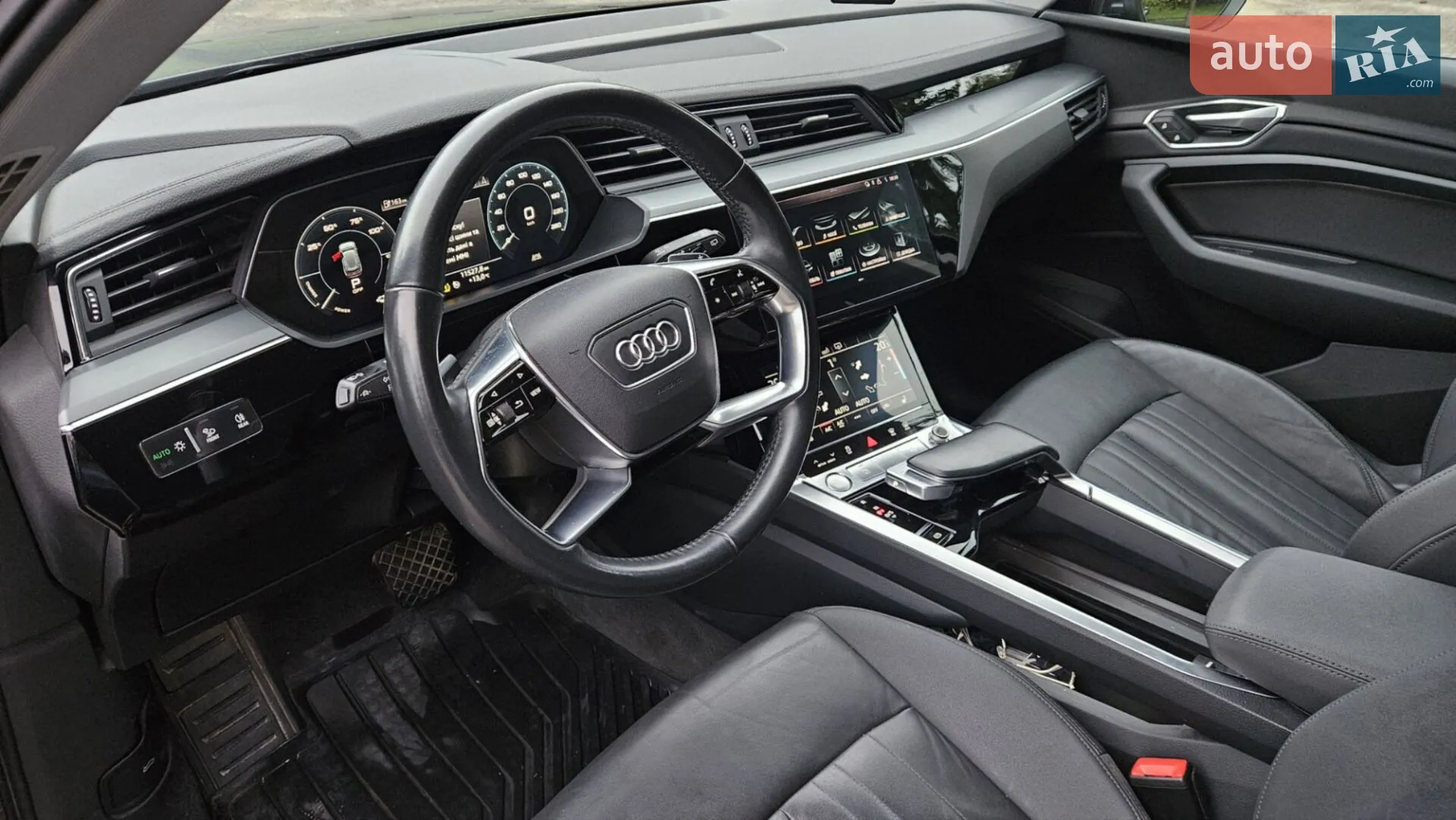 2020 Audi e-tron - мініатюра 26