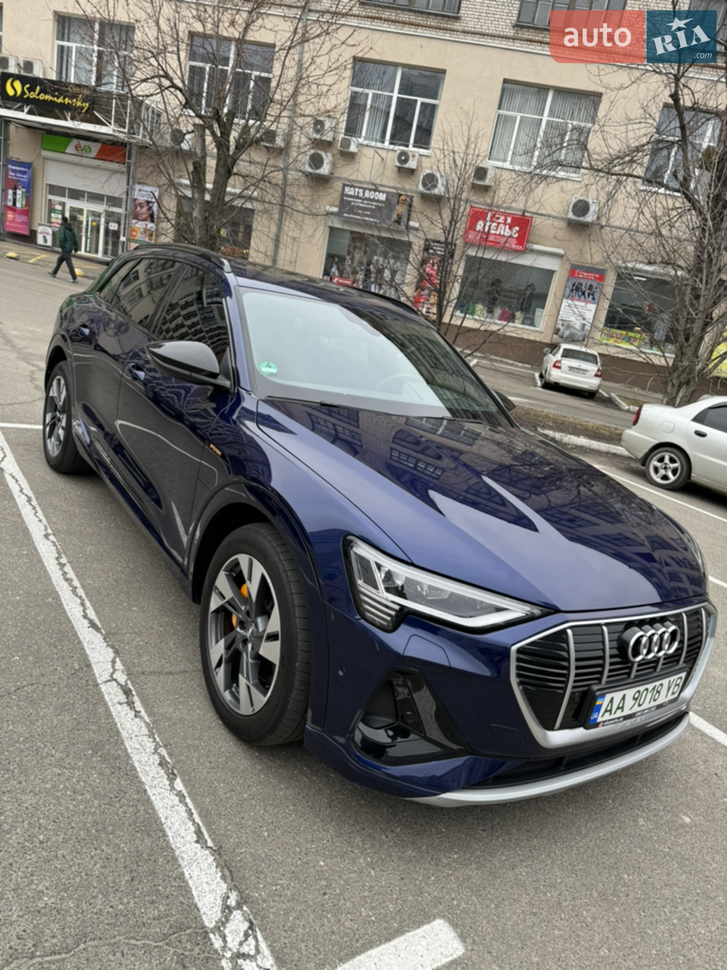 2020 Audi e-tron - мініатюра 4