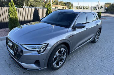 Audi e-tron 2021