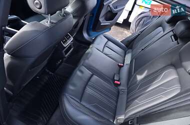 Внедорожник / Кроссовер Audi e-tron 2019 в 