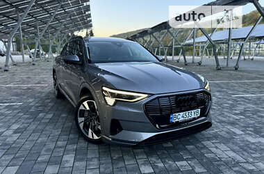 Audi e-tron 2021