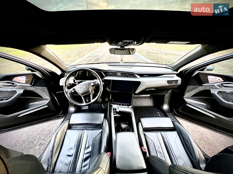Внедорожник / Кроссовер Audi e-tron 2019 в Ровно