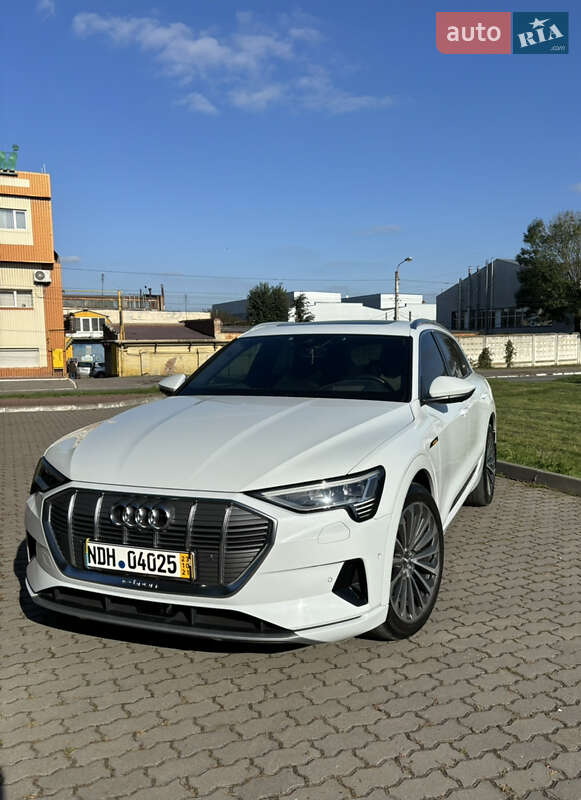 Внедорожник / Кроссовер Audi e-tron 2019 в Хмельницком