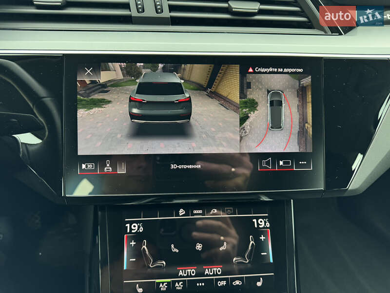Позашляховик / Кросовер Audi e-tron 2021 в Житомирі