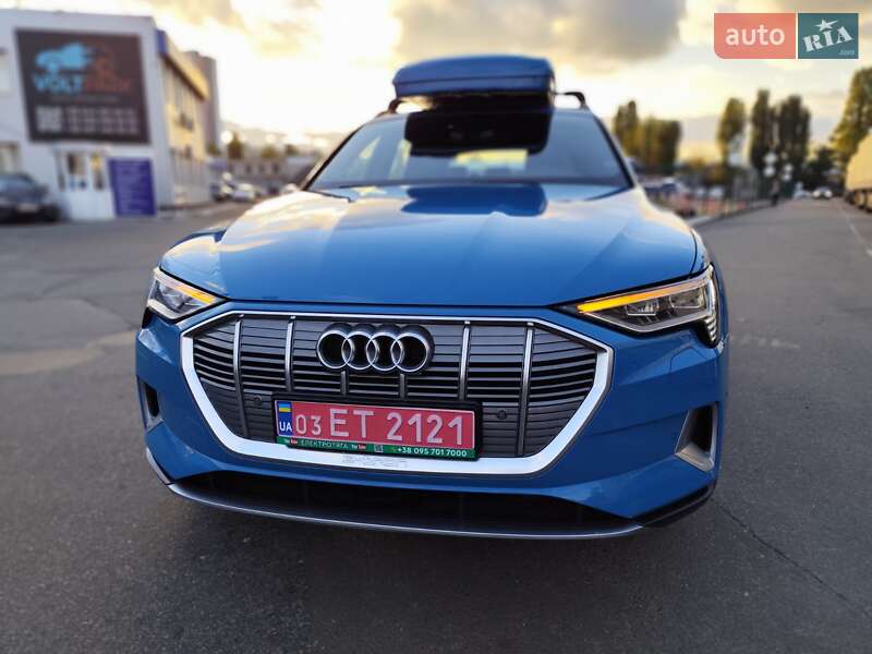 Внедорожник / Кроссовер Audi e-tron 2019 в Киеве