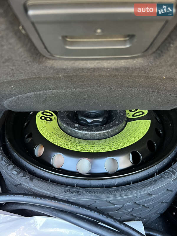 Внедорожник / Кроссовер Audi e-tron 2020 в Днепре