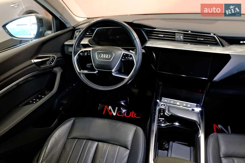 Позашляховик / Кросовер Audi e-tron 2020 в Одесі