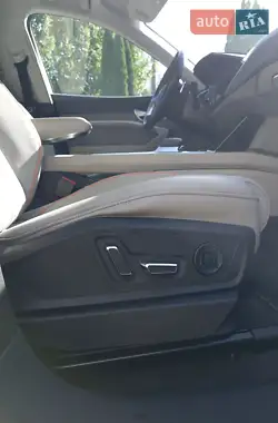Audi e-tron 2020
