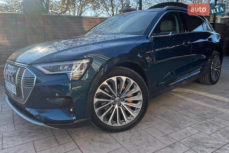 Внедорожник / Кроссовер Audi e-tron 2019 в Черновцах