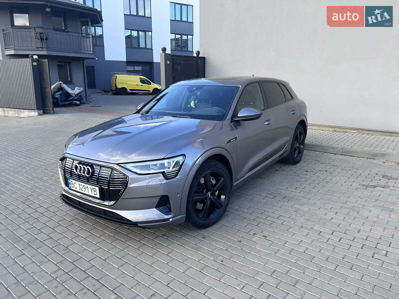 Позашляховик / Кросовер Audi e-tron 2019 в Львові