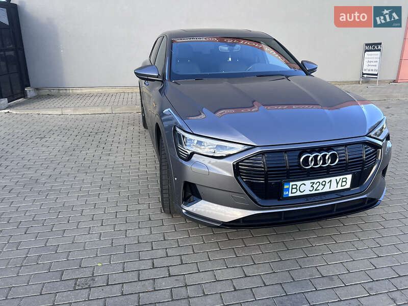 Позашляховик / Кросовер Audi e-tron 2019 в Львові