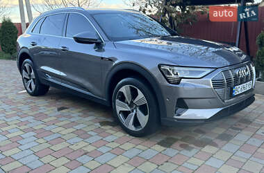 Внедорожник / Кроссовер Audi e-tron 2019 в 