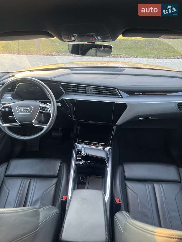 Внедорожник / Кроссовер Audi e-tron 2020 в Львове