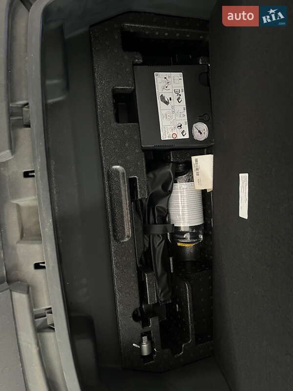 Внедорожник / Кроссовер Audi e-tron 2020 в Львове