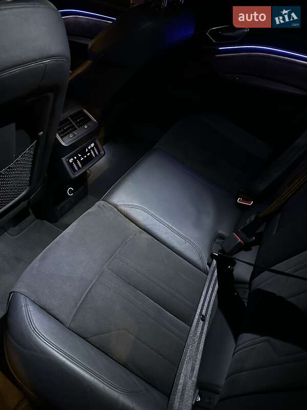 Позашляховик / Кросовер Audi e-tron 2019 в Сумах