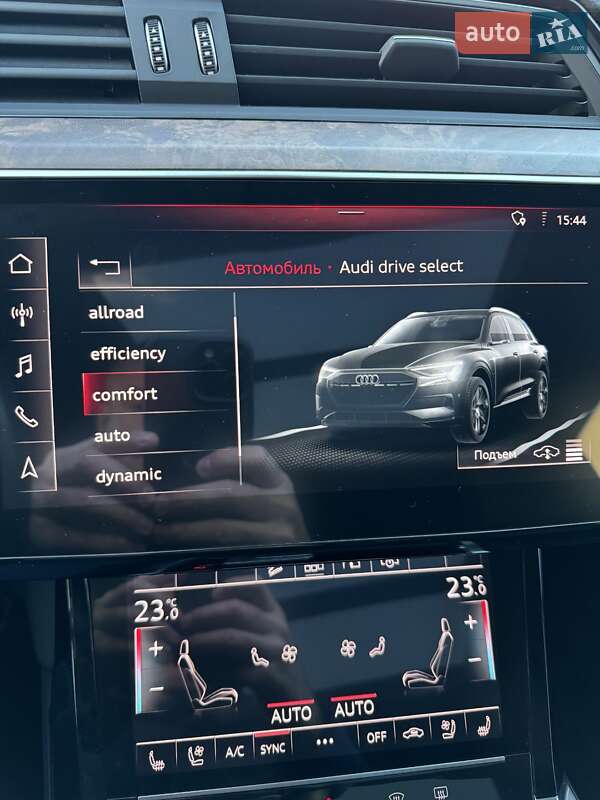 Внедорожник / Кроссовер Audi e-tron 2019 в Харькове