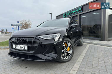 Audi e-tron 2023
