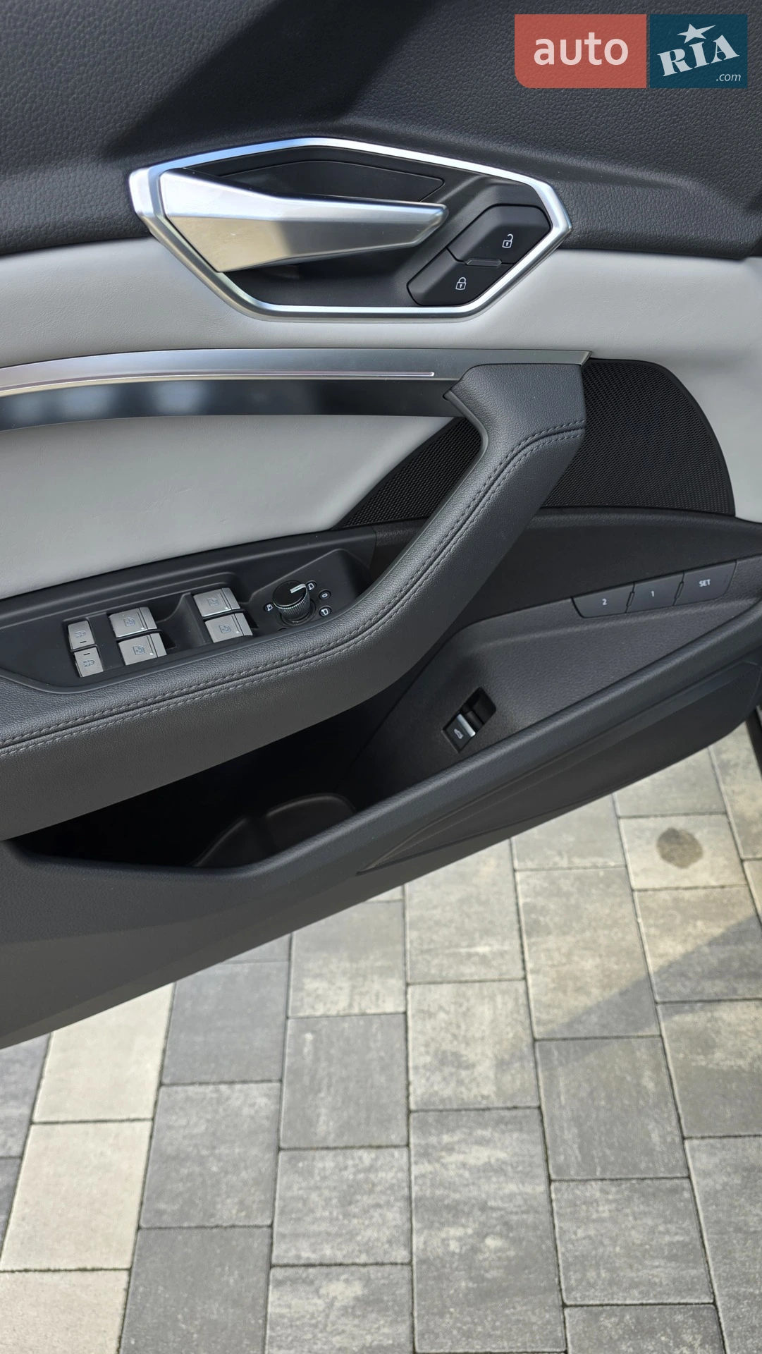 2021 Audi e-tron - мініатюра 23