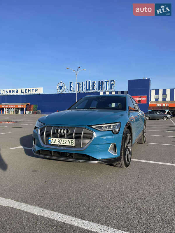 Позашляховик / Кросовер Audi e-tron 2019 в Кам'янець-Подільському