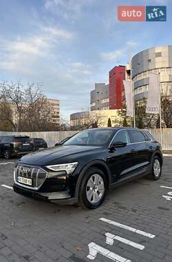 Внедорожник / Кроссовер Audi e-tron 2021 в Киеве