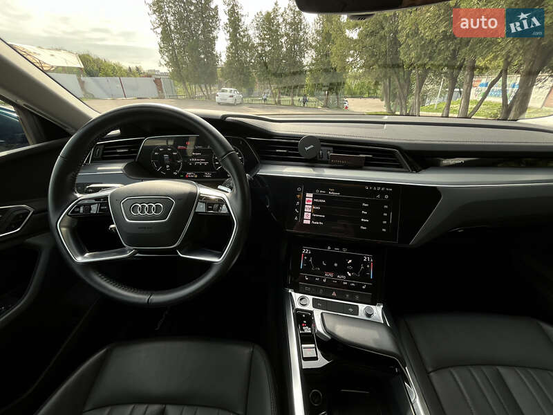 Внедорожник / Кроссовер Audi e-tron 2021 в Львове