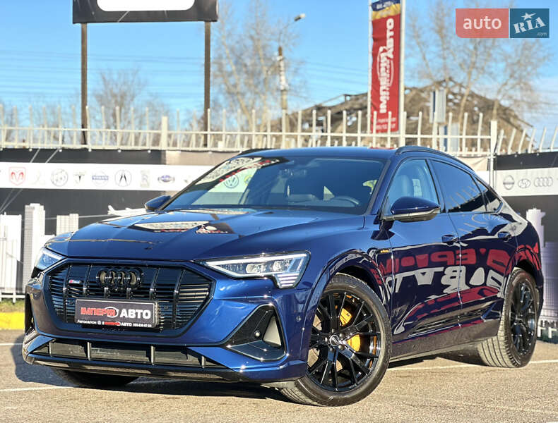 Audi e-tron 2022