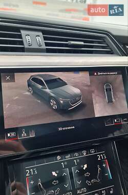Внедорожник / Кроссовер Audi e-tron 2019 в 