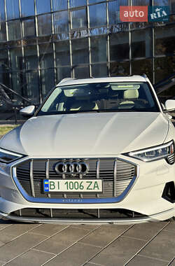 Audi e-tron 2019