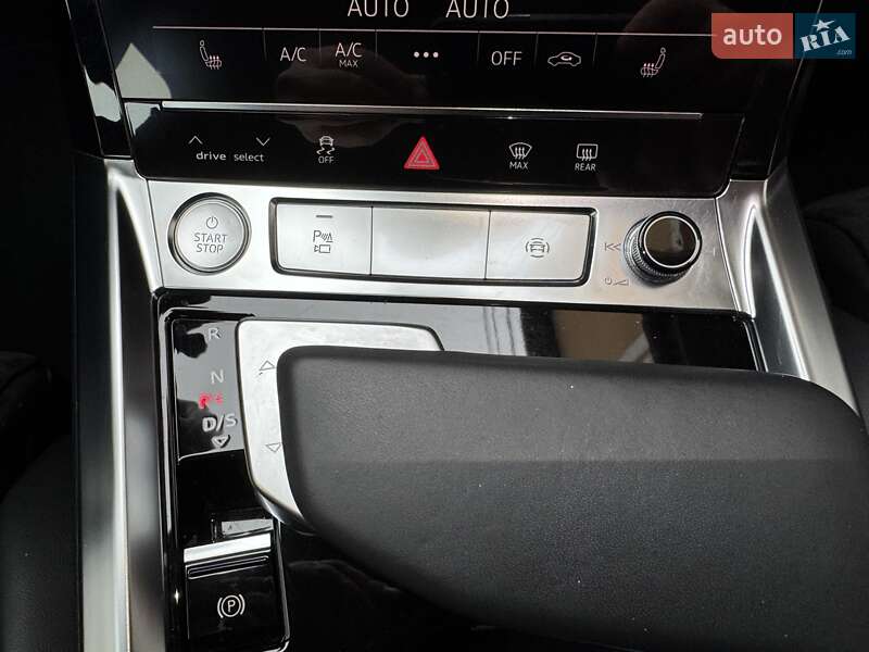 Внедорожник / Кроссовер Audi e-tron 2020 в Ивано-Франковске фото 53 Внедорожник / Кроссовер Audi e-tron 2020 в Ивано-Франковске