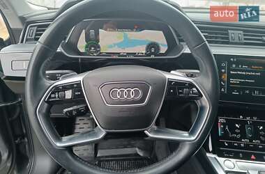 Внедорожник / Кроссовер Audi e-tron 2019 в 