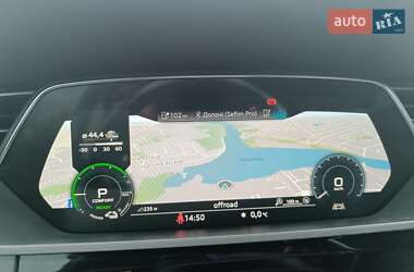 Внедорожник / Кроссовер Audi e-tron 2019 в 