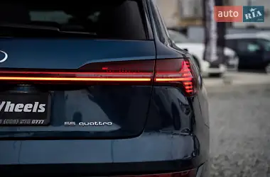 Audi e-tron 2018