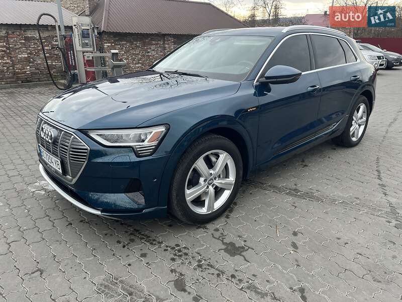 Позашляховик / Кросовер Audi e-tron 2019 в Львові