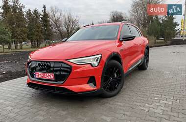 Позашляховик / Кросовер Audi e-tron 2021 в Києві