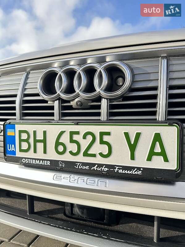 Внедорожник / Кроссовер Audi e-tron 2019 в Одессе фото 28 Внедорожник / Кроссовер Audi e-tron 2019 в Одессе