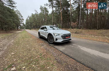 Позашляховик / Кросовер Audi e-tron 2020 в Києві