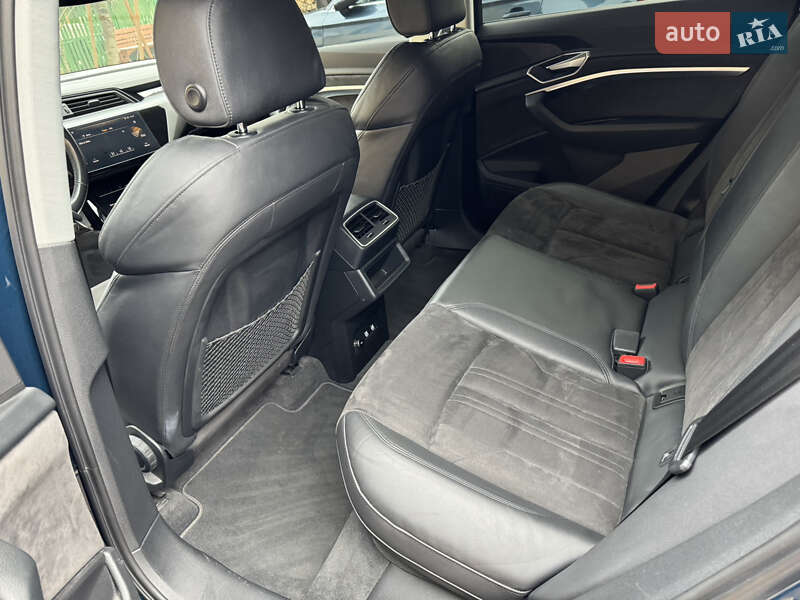 Позашляховик / Кросовер Audi e-tron 2020 в Львові фото 9 Позашляховик / Кросовер Audi e-tron 2020 в Львові