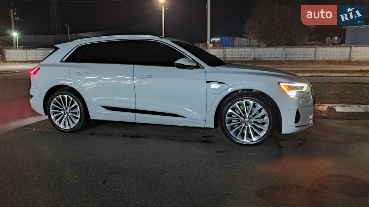 2019 Audi e-tron - мініатюра 29